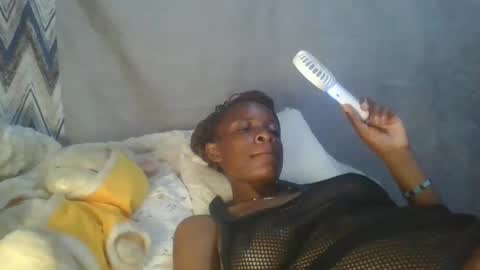 Snapshot of miss_belllo chatting on March 2025 09:39:02 AM miss_belllo online show from March 2025 09:39:02 AM