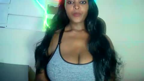 Snapshot of miss_blorps chatting on April 2026 03:04:01 PM spicey online show from April 2026 03:04:01 PM