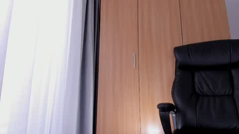 Snapshot of miss_boobtastic chatting on May 2026 11:15:01 AM Ivy online show from May 2026 11:15:01 AM