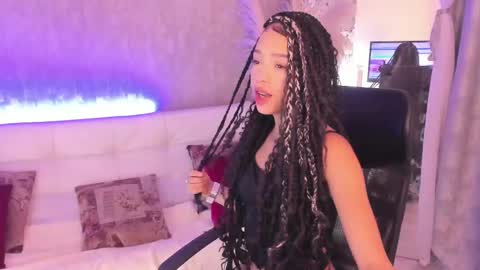 Camila online show from October 2025 12:14:02 PM