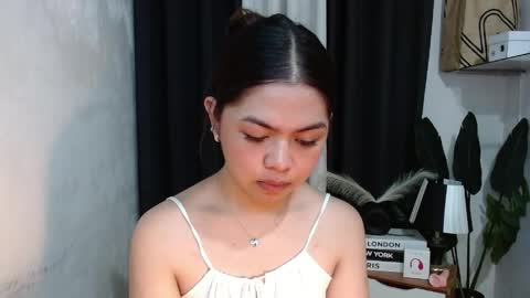 Briella online show from May 2026 06:09:01 PM