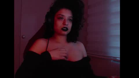 Snapshot of miss_carmila chatting on October 2025 10:51:01 PM Miss Carmila online show from October 2025 10:51:01 PM