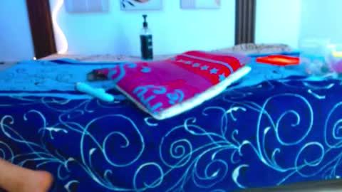 Merie online show from March 2026 10:37:02 PM