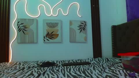 Merie online show from April 2026 10:59:01 PM