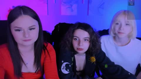 miss_courtney online show from April 2026 12:29:02 PM