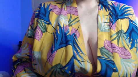 Snapshot of miss_daniels chatting on December 2024 09:56:02 PM liza online show from December 2024 09:56:02 PM