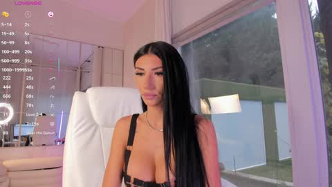 miss_diamond__ online show from December 2025 08:20:02 AM