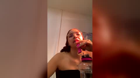 Snapshot of miss_dior1 chatting on February 2026 02:03:01 PM miss_dior1 online show from February 2026 02:03:01 PM