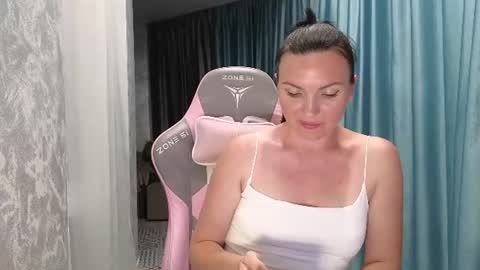 miss_divora online show from July 2026 09:14:02 PM