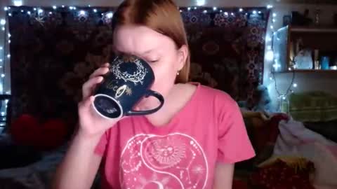 Elis online show from February 2025 03:27:01 PM