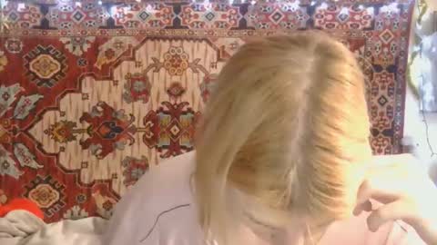 Elis online show from November 2025 12:07:01 PM