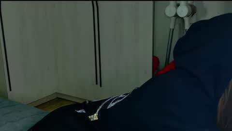 Emily online show from November 2025 06:07:01 PM