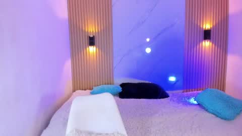miss_emilystar online show from July 2026 07:39:01 PM
