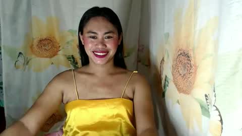 Snapshot of miss_eva2025 chatting on May 2026 10:32:01 AM Eva online show from May 2026 10:32:01 AM
