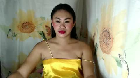 Snapshot of miss_eva2025 chatting on May 2026 04:03:01 PM Eva online show from May 2026 04:03:01 PM