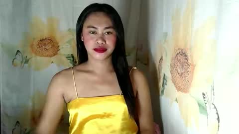Snapshot of miss_eva2025 chatting on May 2026 10:43:02 AM Eva online show from May 2026 10:43:02 AM