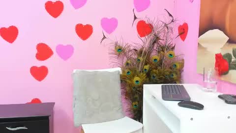 Snapshot of miss_flora chatting on March 2025 11:18:02 PM Monica Patricia online show from March 2025 11:18:02 PM