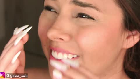 Snapshot of miss_galaxxia chatting on February 2025 01:47:01 AM Elisabeth IG galax xxia online show from February 2025 01:47:01 AM