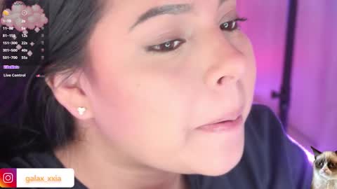 Snapshot of miss_galaxxia chatting on November 2025 09:57:02 PM Elisabeth IG galax xxia online show from November 2025 09:57:02 PM