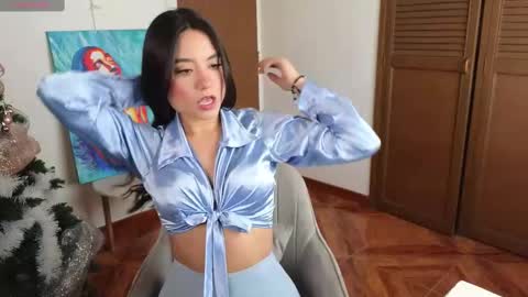 Snapshot of miss_ginebra_1 chatting on December 2024 03:10:01 PM insta online show from December 2024 03:10:01 PM