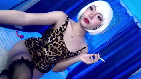 miss_hornydoll online show from December 2024 01:02:01 AM