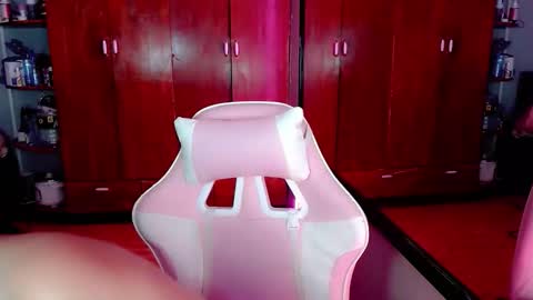 miss_hornydoll online show from June 2026 03:53:01 AM