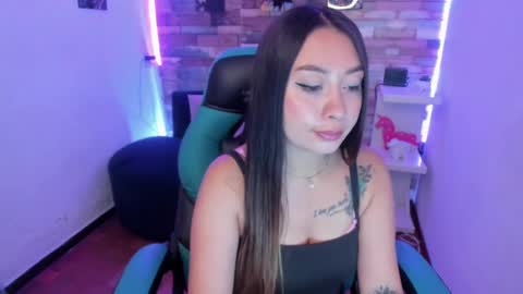 Isabella online show from February 2025 12:33:01 PM