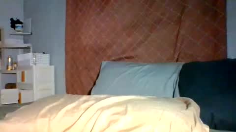 Hey is me aubses online show from May 2026 04:47:01 PM