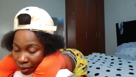 Snapshot of miss_kiarrafit chatting on December 2024 08:00:01 PM Miss Kiarrafit online show from December 2024 08:00:01 PM