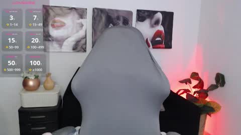 Snapshot of miss_laiila chatting on February 2026 04:31:01 AM Laila online show from February 2026 04:31:01 AM