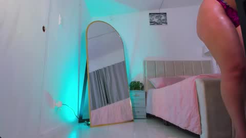 Snapshot of miss_londonn_ chatting on March 2026 03:33:02 AM Here is Londonn Thank you for being part of this day I wish you an excellent rest. online show from March 2026 03:33:02 AM