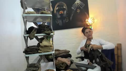 lucero online show from February 2025 01:51:01 AM