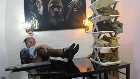 lucero online show from February 2025 01:22:01 AM