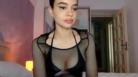 miss_medyson online show from June 2026 07:56:02 AM