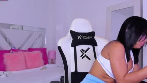   online show from January 2025 11:33:02 AM