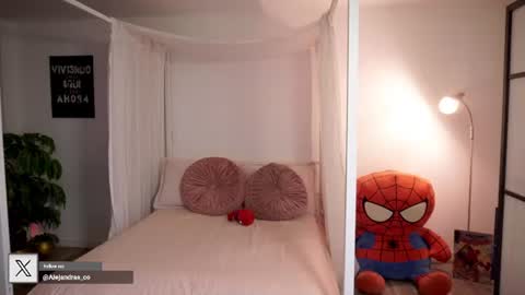 Alejandra online show from June 2026 04:44:01 AM