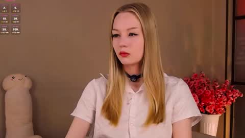 Nicole online show from June 2026 11:07:01 PM