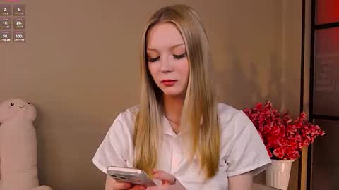 Nicole online show from June 2026 12:28:02 AM