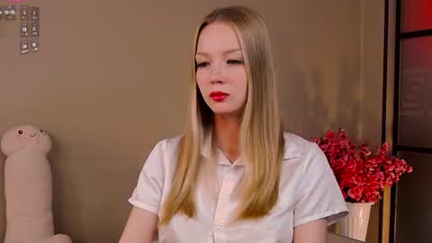 Nicole online show from July 2026 11:00:01 PM