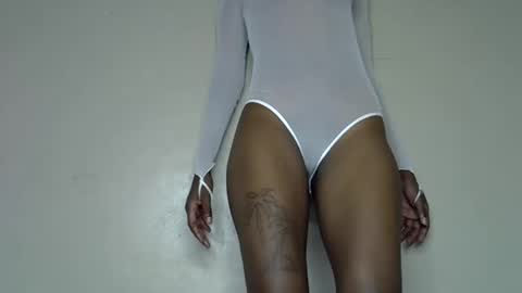 miss_pretty1 online show from January 2026 05:49:02 PM