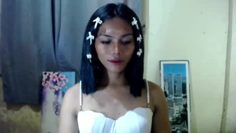 miss_rea_xoxo online show from July 2026 01:19:02 AM