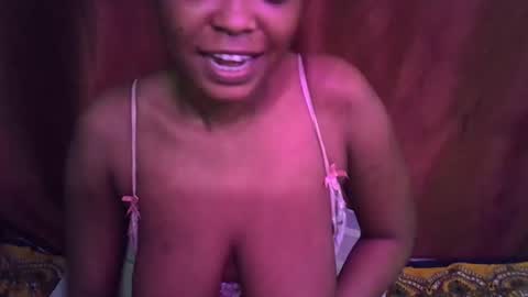 miss_rihanna2 online show from October 2025 05:02:02 PM