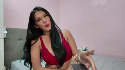 Scarlet Slut online show from July 2026 01:02:01 PM