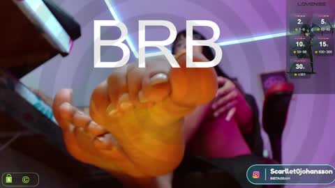 Snapshot of miss_scarllet chatting on January 2025 01:00:02 PM 100 thumbs up online show from January 2025 01:00:02 PM