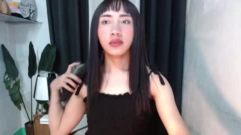 miss_shainia online show from July 2026 10:51:01 AM