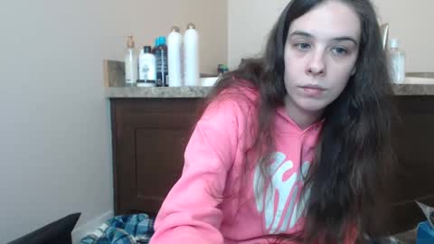 Snapshot of miss_sunshine01 chatting on January 2025 02:03:01 AM Bella online show from January 2025 02:03:01 AM