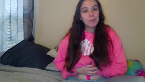 Snapshot of miss_sunshine01 chatting on November 2025 05:12:02 PM Bella online show from November 2025 05:12:02 PM