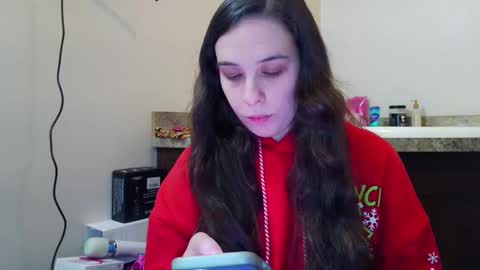 Snapshot of miss_sunshine01 chatting on December 2025 11:34:01 PM Bella online show from December 2025 11:34:01 PM