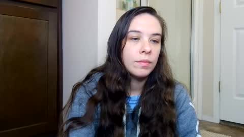 Snapshot of miss_sunshine01 chatting on June 2026 01:28:02 AM Bella online show from June 2026 01:28:02 AM