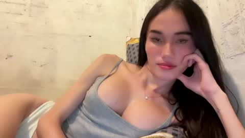Snapshot of miss_sunshinex chatting on July 2026 06:43:02 PM Shine online show from July 2026 06:43:02 PM